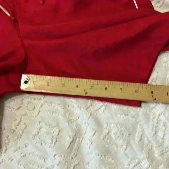 Hollister Tie-Waist Red Swim Trunks with Velcro back pocket. Men's size 32 - Picture 12 of 12